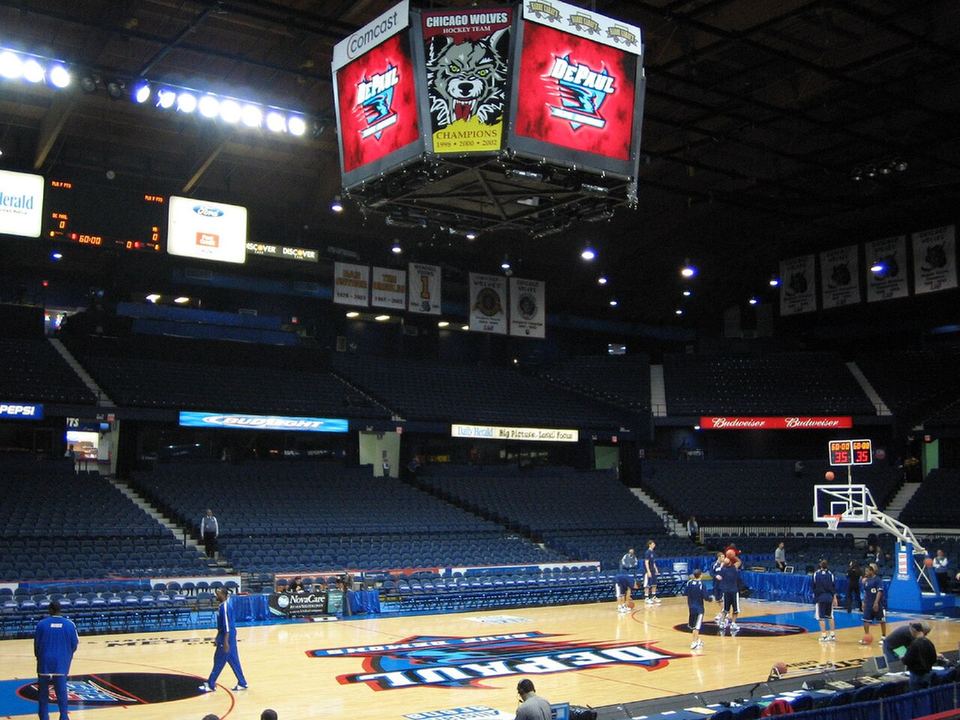 V66 · 夜赛